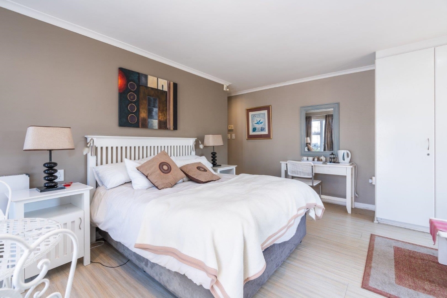 13 Bedroom Property for Sale in Sunset Beach Western Cape